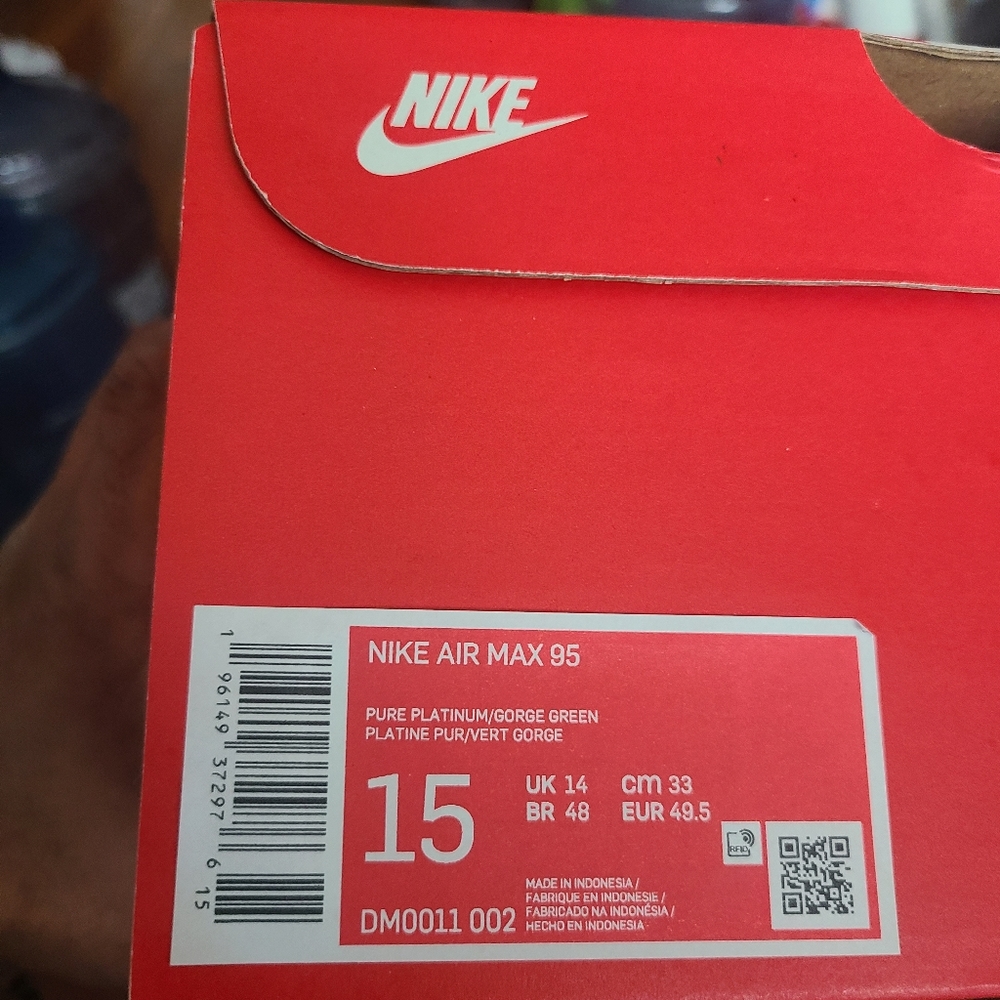 Men's AirMax 95 brand new never worn